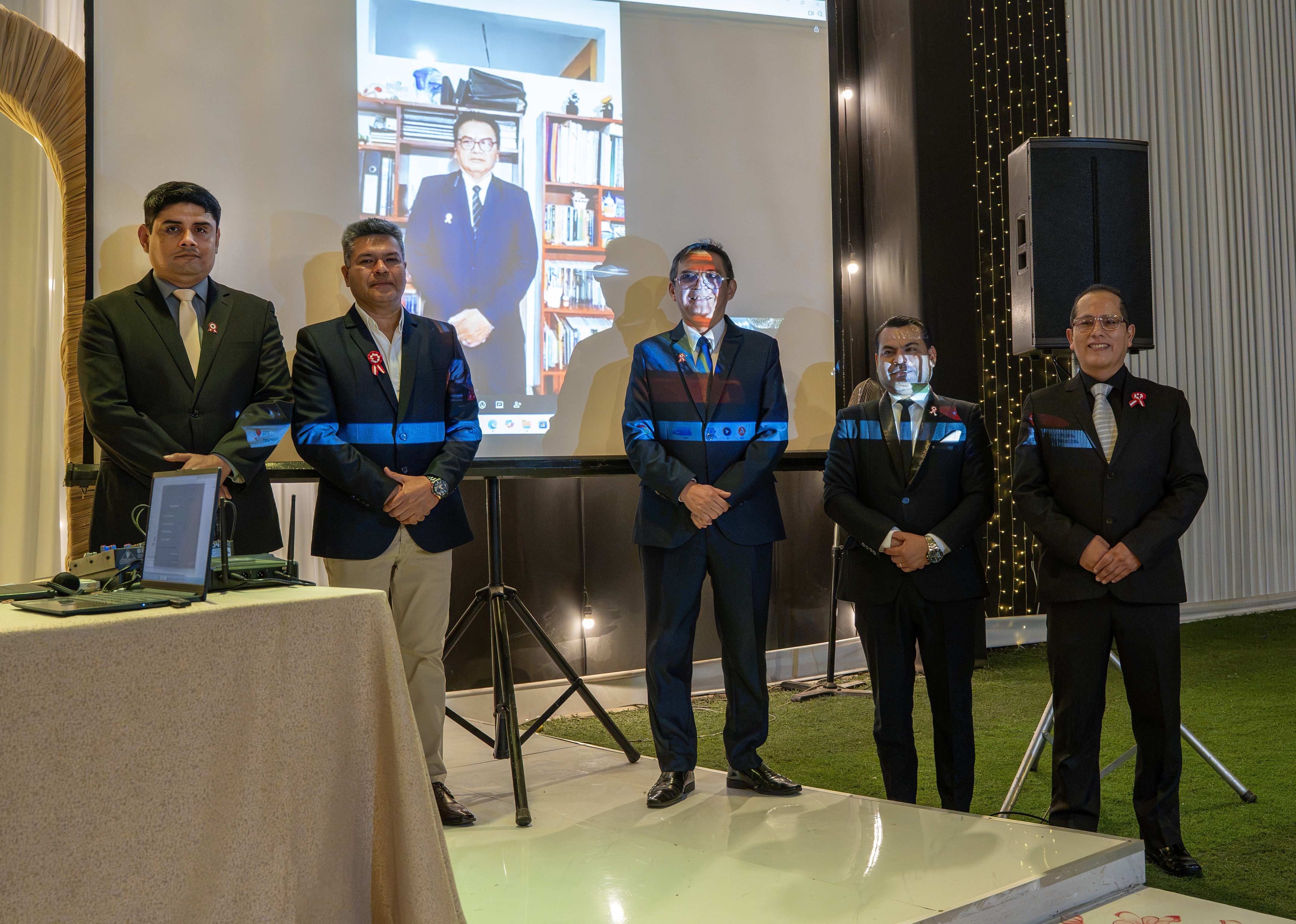 Juramentación de Socios fundadores y Primer Consejo Directivo